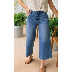 Women's Blue Straight Leg Jeans